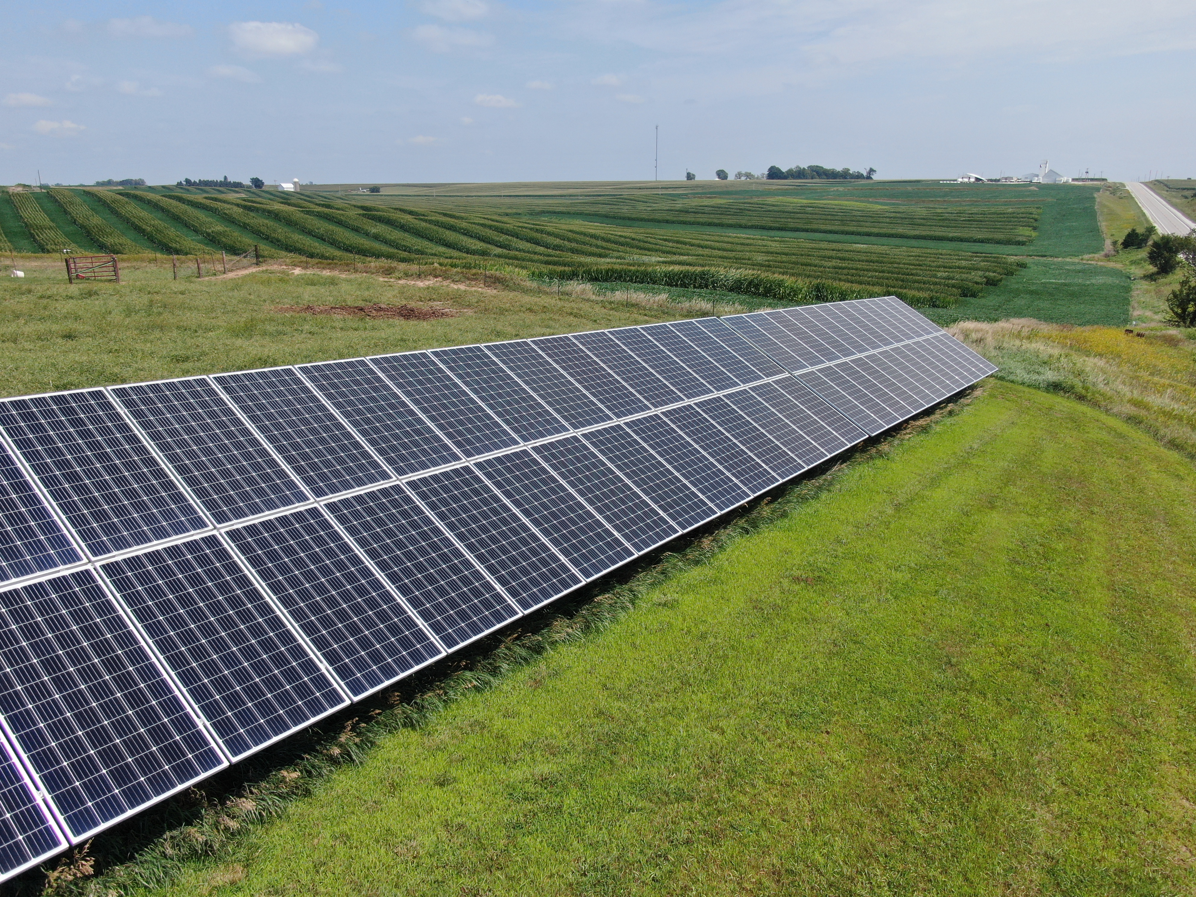 Photovoltaic_Panels_Reap_Solar_Energy_on_Farms_(20240809-USDA-RD-DCK-0327).jpg